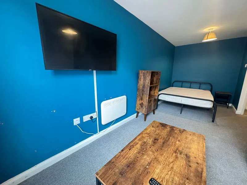1 Bed Student Flat // Jul 2026 - Image 2